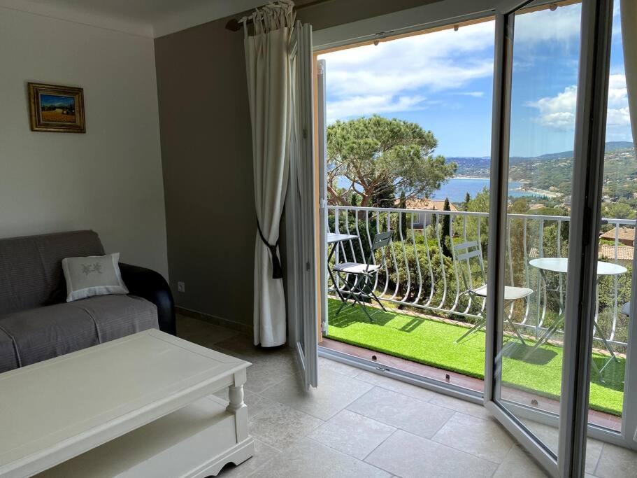 Agréable appartement vue mer Les Issambres Esterno foto