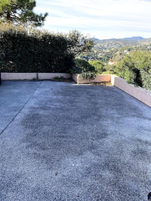 Agréable appartement vue mer Les Issambres Esterno foto