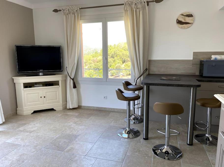 Agréable appartement vue mer Les Issambres Esterno foto
